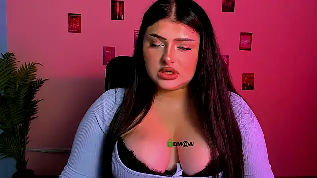 Snapshot of amanda_striking chatting on July 2026 09:27:01 AM amanda striking online show from July 2026 09:27:01 AM