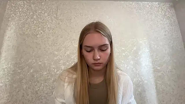 blondegirl2026 online show from July 2026 09:02:01 AM