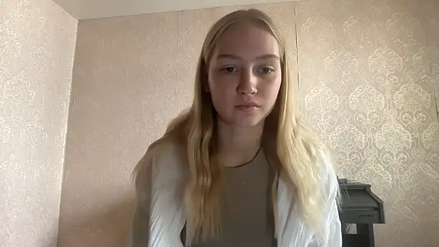 blondegirl2026 online show from July 2026 09:12:01 AM