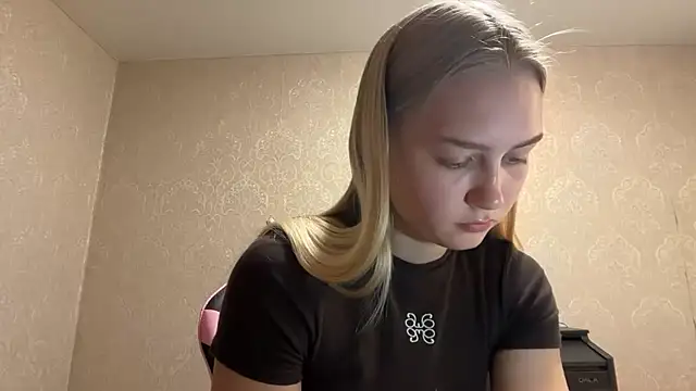 blondegirl2026 online show from July 2026 08:06:02 AM