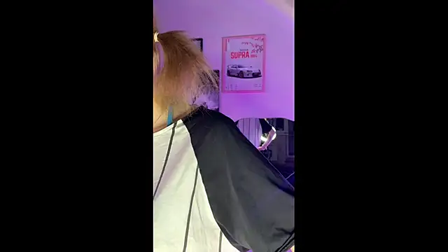 AnnaLucasShow online show from July 2026 10:02:02 PM
