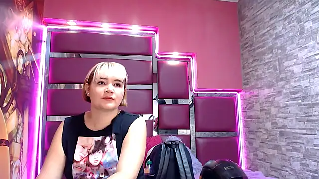 marco and luna  online show from July 2026 12:20:01 PM