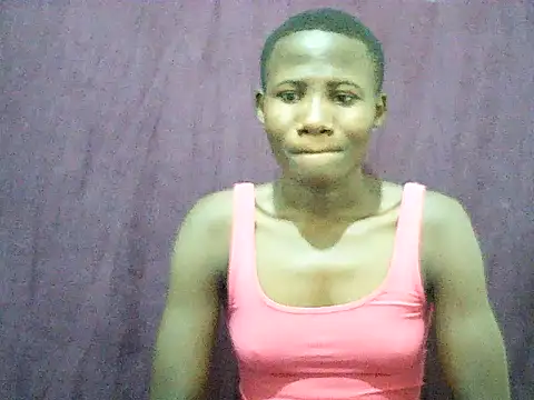 Snapshot of queen_0012 chatting on July 2026 07:15:02 AM queen 0012 online show from July 2026 07:15:02 AM