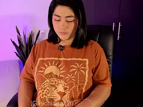 lucy2606 online show from July 2026 02:13:02 AM