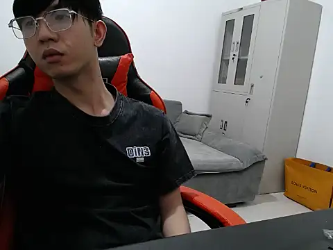 ningmeng1119 online show from July 2026 04:34:02 PM