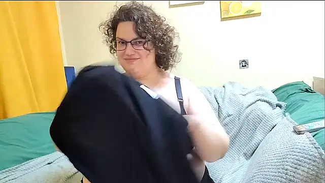 QueenGenra online show from July 2026 08:11:02 PM
