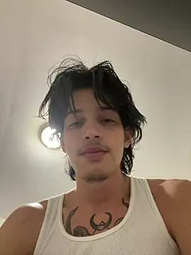 Manyggg online show from July 2026 02:27:02 AM