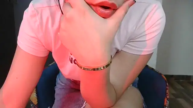 Rose On Rise online show from July 2026 06:13:01 PM