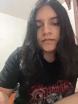petitelatino online show from July 2026 05:36:01 AM