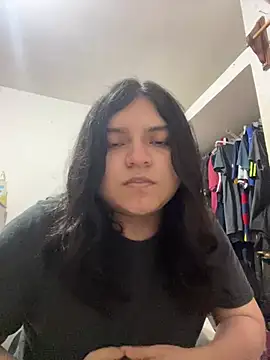 petitelatino online show from July 2026 05:10:02 AM