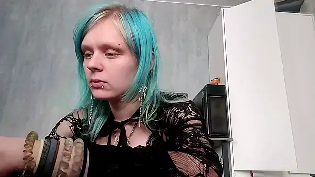 ZolaCoonradt online show from July 2026 11:17:02 AM