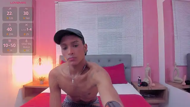 Snapshot of andres_hot9 chatting on July 2026 09:24:01 PM andres hot9 online show from July 2026 09:24:01 PM