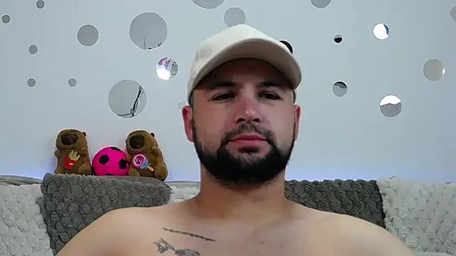 Snapshot of liam_studd chatting on July 2026 03:26:01 AM liam studd online show from July 2026 03:26:01 AM