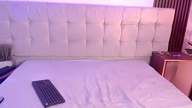 honeyy ass online show from July 2026 08:50:01 PM