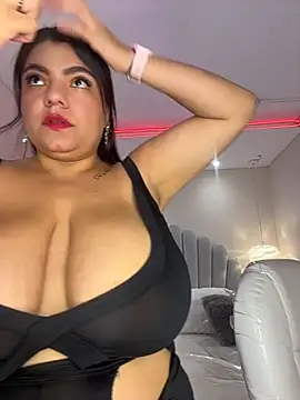 DaniaMillerr  online show from July 2026 06:10:02 PM