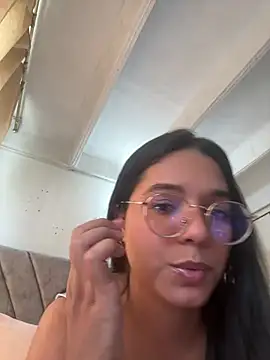 Annie-Vanegas online show from July 2026 07:30:01 PM