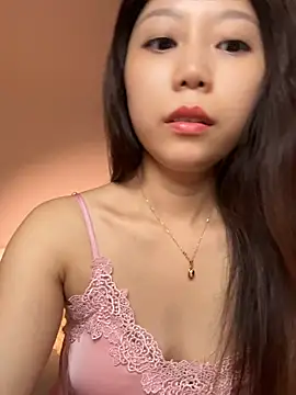 xiaoyizi20261 online show from July 2026 02:14:01 AM