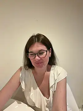 Sophie Virginia online show from July 2026 07:23:01 PM
