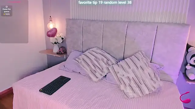  Megganrose  online show from July 2026 07:43:02 PM
