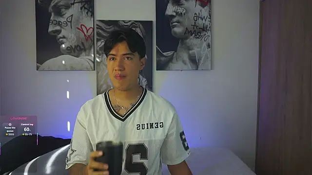 Snapshot of Pablo__Cruz chatting on July 2026 01:18:02 PM Pablo Cruz online show from July 2026 01:18:02 PM
