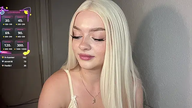 ElsaJeanX online show from July 2026 03:21:02 PM