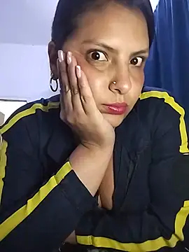 YINNA  24 online show from July 2026 02:03:01 AM