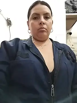 YINNA  24 online show from July 2026 03:08:02 PM