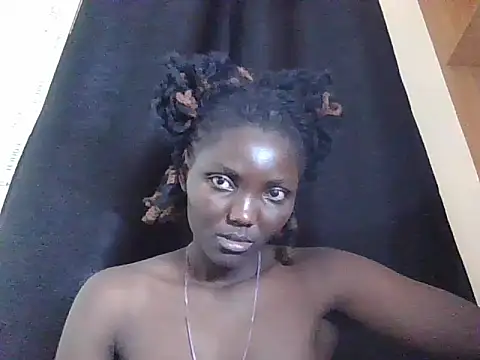 Snapshot of Black_beautygirlll chatting on July 2026 02:53:02 PM Black beautygirlll online show from July 2026 02:53:02 PM