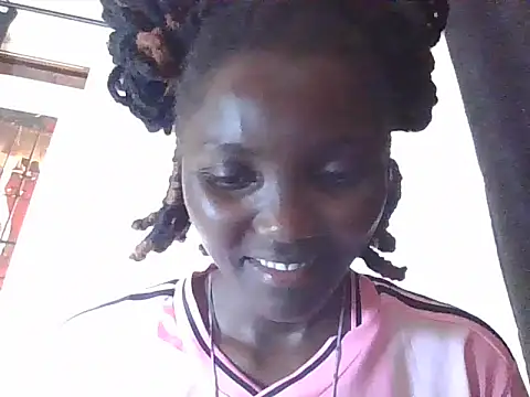 Snapshot of Black_beautygirlll chatting on July 2026 12:22:01 PM Black beautygirlll online show from July 2026 12:22:01 PM