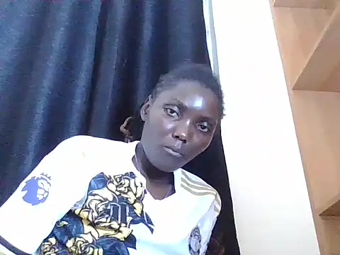Snapshot of Black_beautygirlll chatting on July 2026 03:43:02 PM Black beautygirlll online show from July 2026 03:43:02 PM