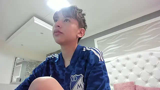 Sophie Time online show from July 2026 05:51:02 PM
