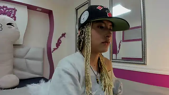 Sophie Time online show from August 2026 02:37:02 AM