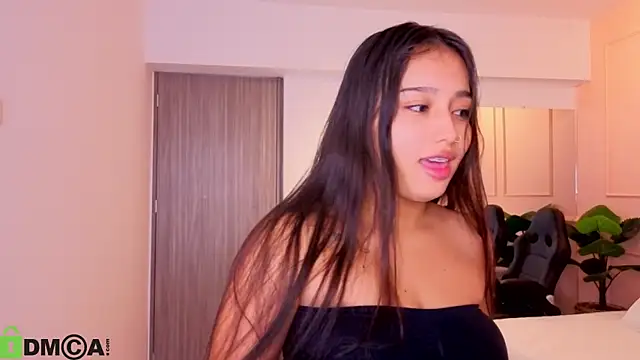Snapshot of BELLA_GAITAN_ chatting on July 2026 11:01:02 AM BELLA GAITAN online show from July 2026 11:01:02 AM