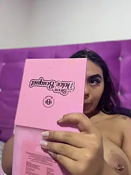 Aylin Fox online show from July 2026 07:16:01 PM