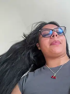 Aylin Fox online show from July 2026 07:15:02 PM