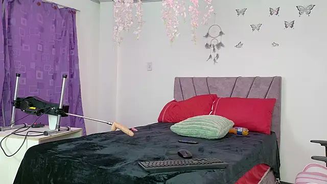 AlanaRoseeX online show from July 2026 03:04:01 AM