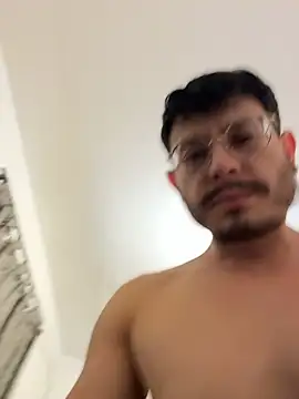 andrewlopezz online show from July 2026 06:11:02 AM