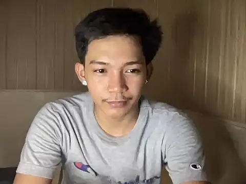 YourcumBoy77 online show from July 2026 12:55:01 PM