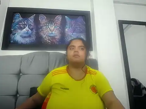 BBW Sharol online show from July 2026 02:13:01 PM