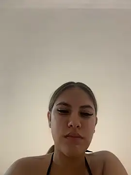 MiluRossee1 online show from July 2026 08:12:01 AM