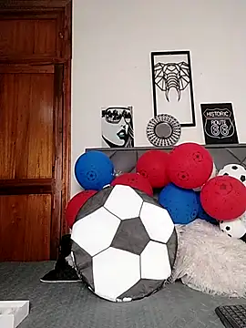 Bianca Vibe online show from July 2026 08:03:01 PM