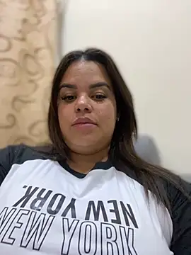 Snapshot of AliceStarshine chatting on February 2025 03:45:01 AM AliceStarshine online show from February 2025 03:45:01 AM