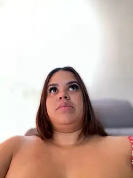 Snapshot of AliceStarshine chatting on February 2025 09:28:01 PM AliceStarshine online show from February 2025 09:28:01 PM