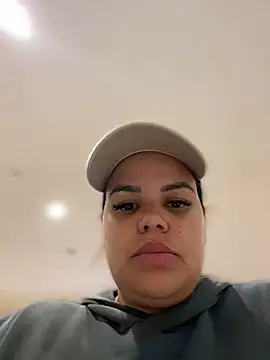 Snapshot of AliceStarshine chatting on February 2025 12:57:01 AM AliceStarshine online show from February 2025 12:57:01 AM