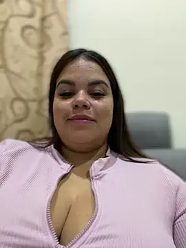 Snapshot of AliceStarshine chatting on February 2025 03:22:01 AM AliceStarshine online show from February 2025 03:22:01 AM