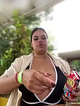 Snapshot of AliceStarshine chatting on February 2025 03:40:01 PM AliceStarshine online show from February 2025 03:40:01 PM