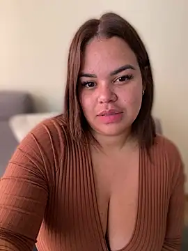 Snapshot of AliceStarshine chatting on February 2025 03:08:02 PM AliceStarshine online show from February 2025 03:08:02 PM