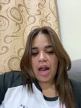 Snapshot of AliceStarshine chatting on March 2025 02:46:01 AM AliceStarshine online show from March 2025 02:46:01 AM