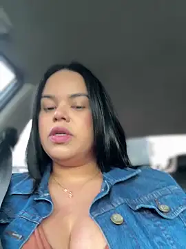 Snapshot of AliceStarshine chatting on October 2025 03:24:01 PM AliceStarshine online show from October 2025 03:24:01 PM