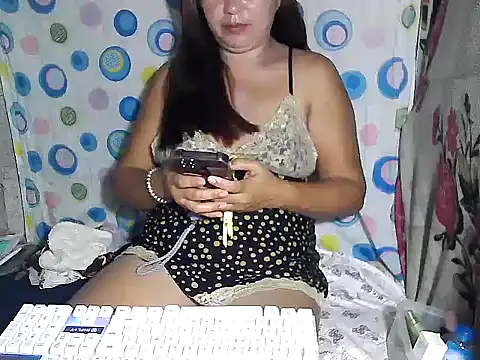 sweetlady06 online show from July 2026 10:43:01 AM